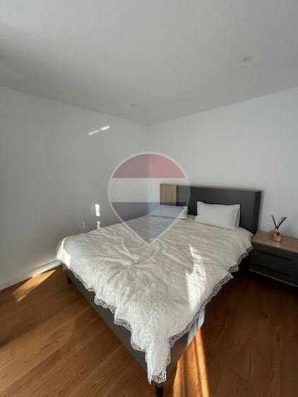 Apartament cu 2 camere semidecomandat în George Enescu