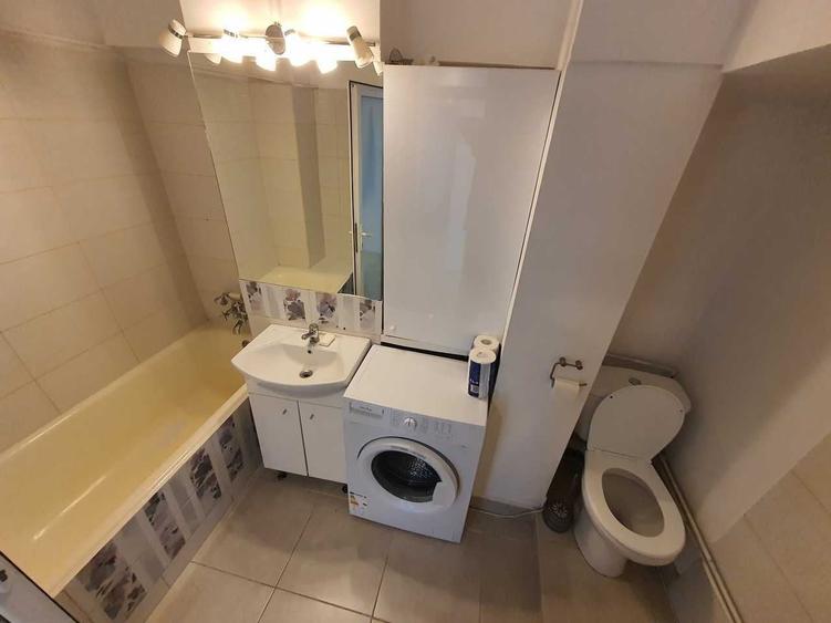 Apartament cu 4 camere decomandat în Militari