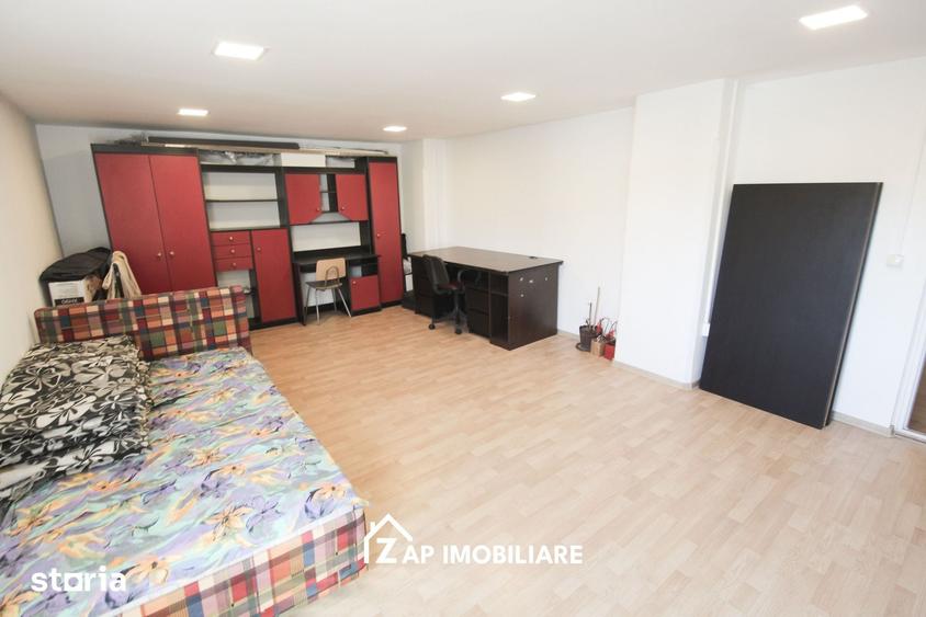 Spa?iu 90 mp etaj 1 - Central - open space - 3
