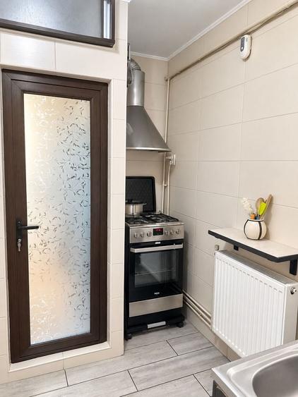 De vanzare apartament cu 2 camere, Siderurgistilor Vest, et. 4, 68.000 euro - 2