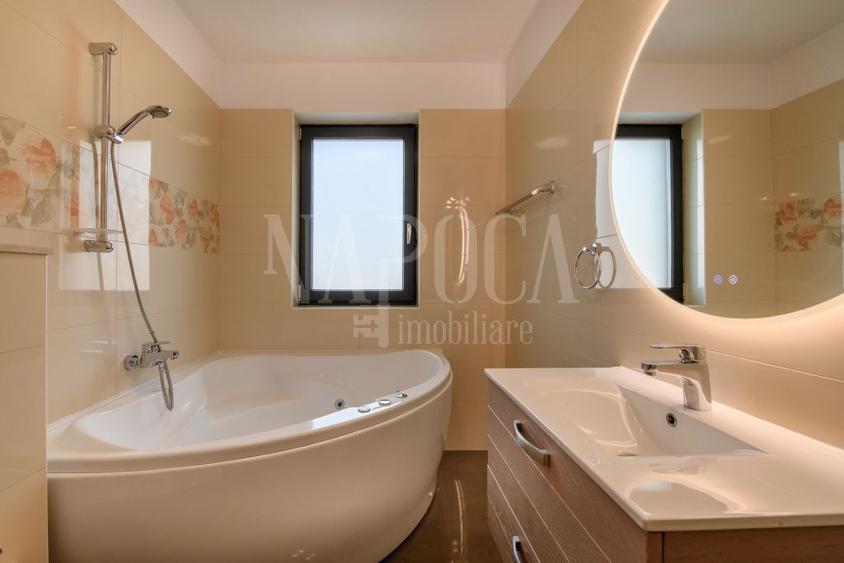 Apartament cu 4 camere semidecomandat, mobilat în Zorilor