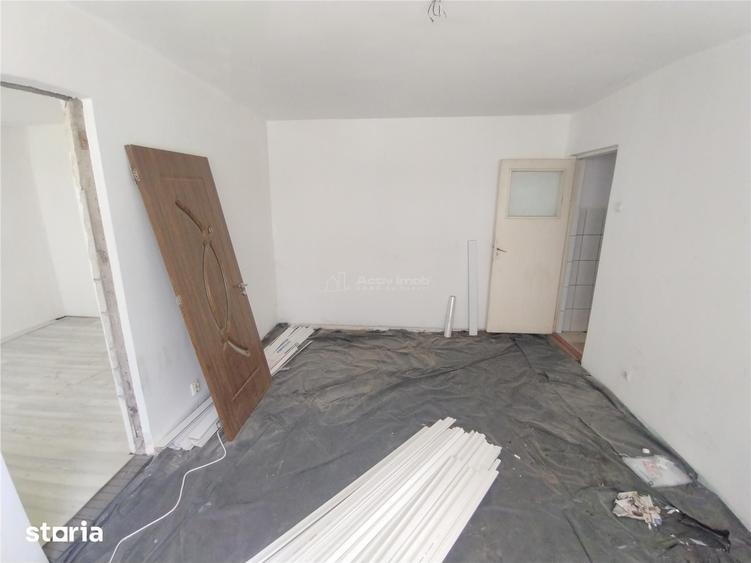 Apartament cu 2 camere semidecomandat în Central