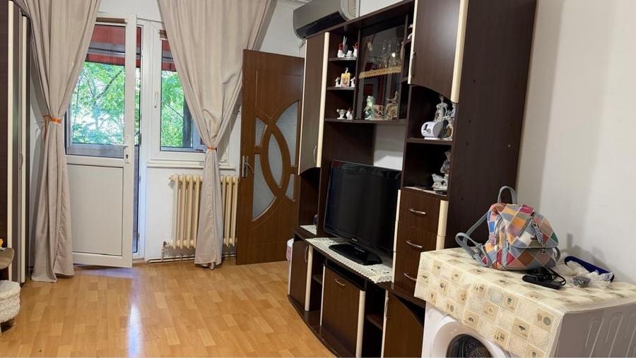 Apartament cu 2 camere semidecomandat în Alexandru cel Bun