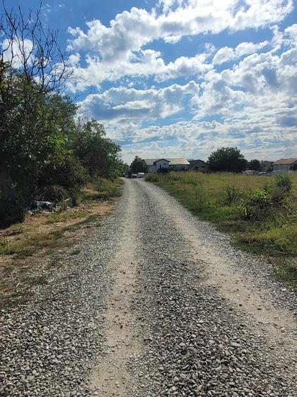 Teren de 5000 mp, în Central