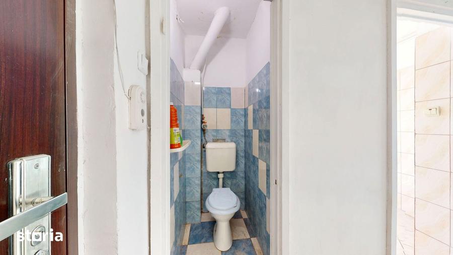Apartament cu 4 camere decomandat în Rahova