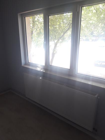 Apartament cu 2 camere decomandat în Lăpuș Argeș