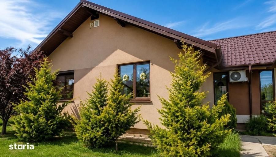 Casă cu 3 camere în Dumbrăveni
