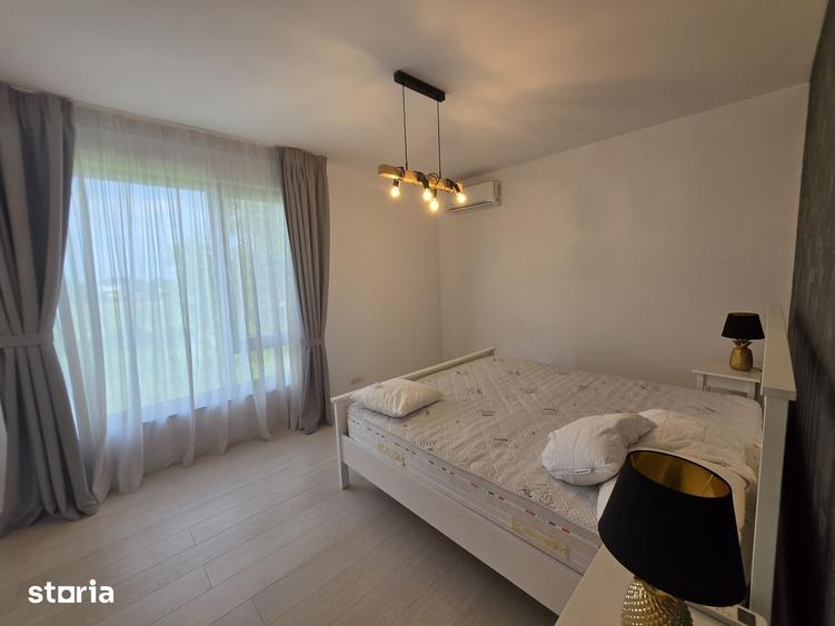Casă cu 5 camere cu Teren 250 Mp în Central