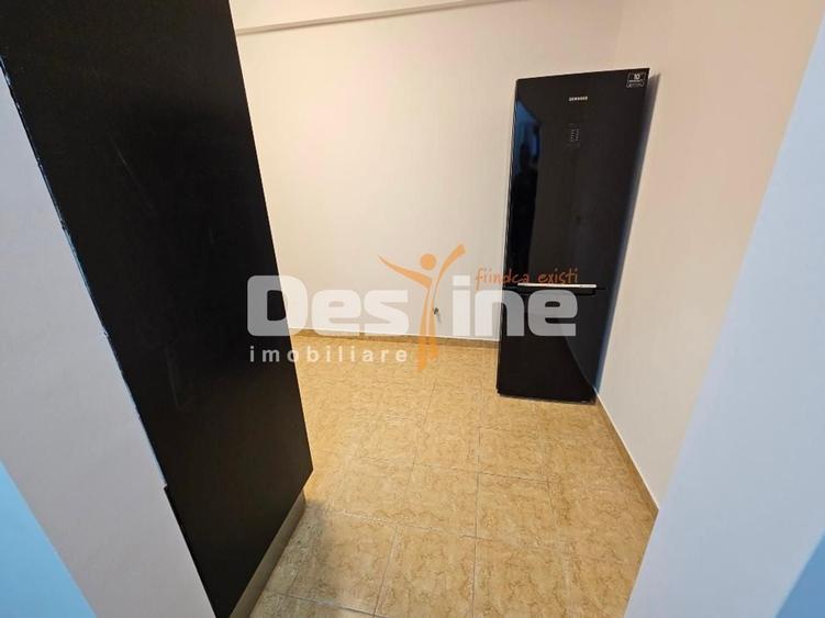 Apartament cu 4 camere decomandat în Domenii