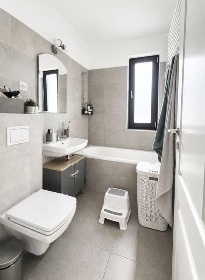 Apartament cu 2 camere semidecomandat, mobilat în Giroc