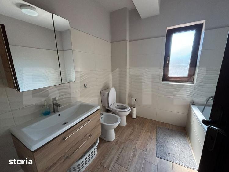 Apartament cu 3 camere în Orașul Nou
