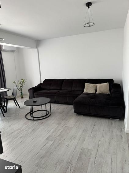 Apartament cu 2 camere decomandat în Tunari