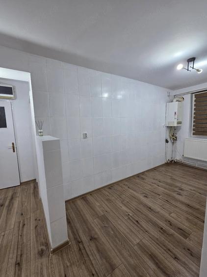 Apartament cu 2 camere decomandat în Exterior Vest