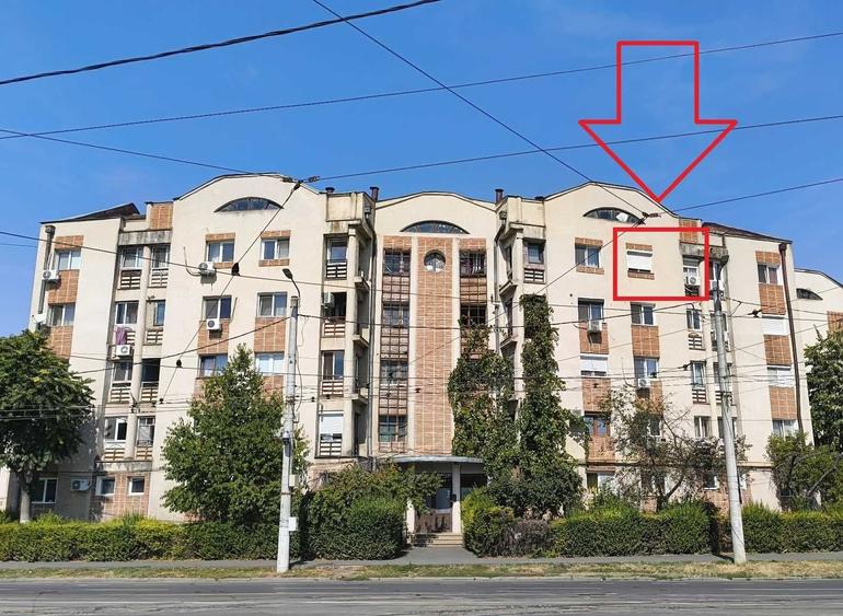 Garsonieră decomandată în UTA