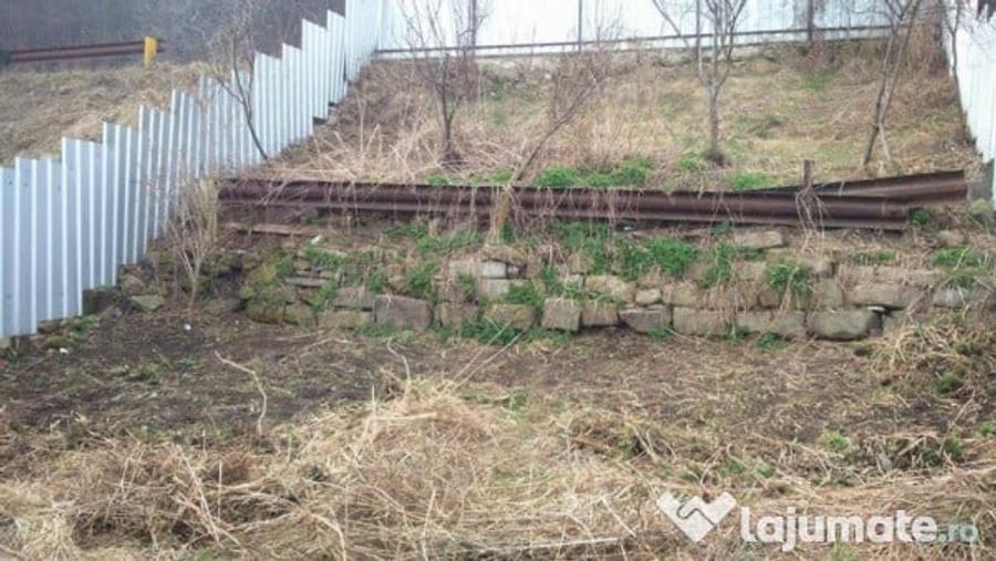 Casă cu 3 camere cu Teren 380 Mp în Central