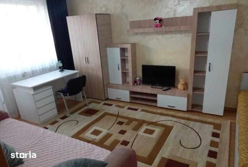 Apartament cu 2 camere semidecomandat în Tomis II