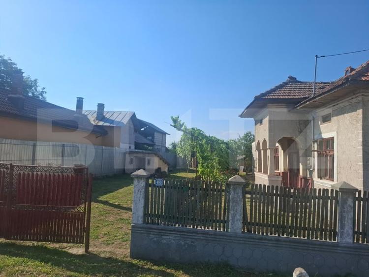 Casă individuală cu 2 camere cu Teren 5000 Mp în Mogoșani