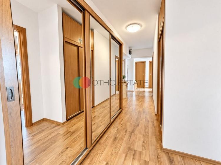 Apartament cu 3 camere în Pantelimon