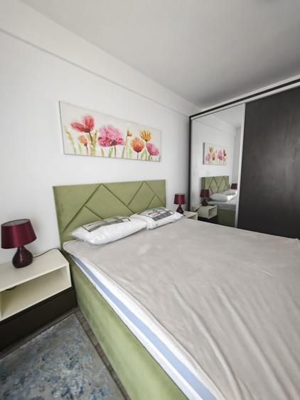 Apartament cu 2 camere decomandat în Tomis Plus