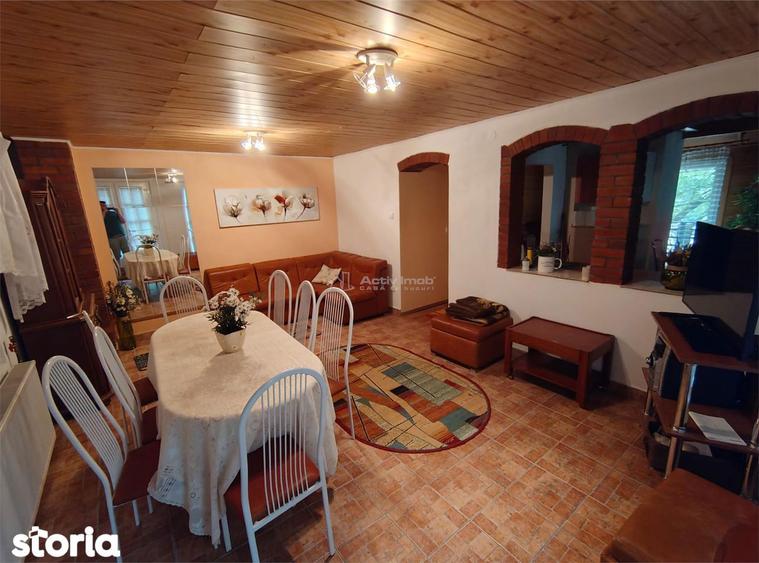 Casă cu 4 camere cu Teren 275 Mp în Popești