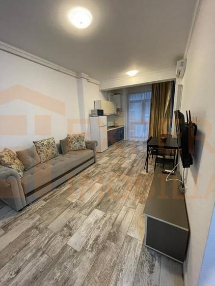 Apartament cu 2 camere semidecomandat, mobilat în Mamaia-Sat