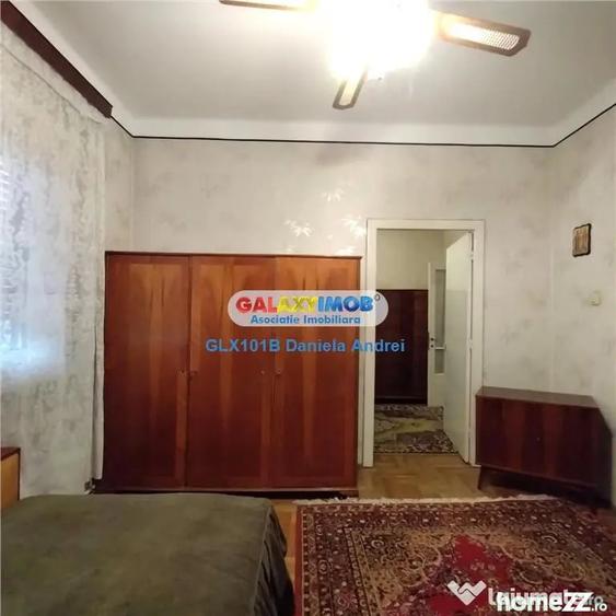Apartament cu 4 camere semidecomandat în Calea Plevnei