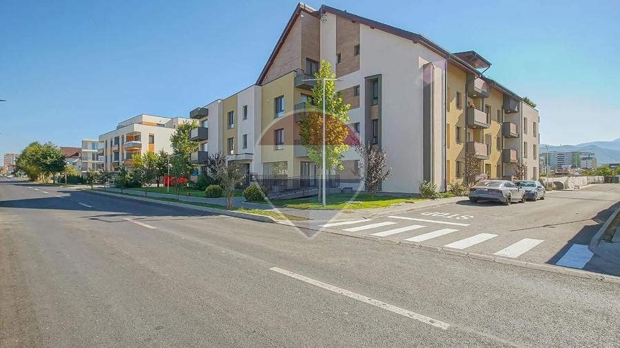 Apartament cu 2 camere decomandat, mobilat în Tractorul