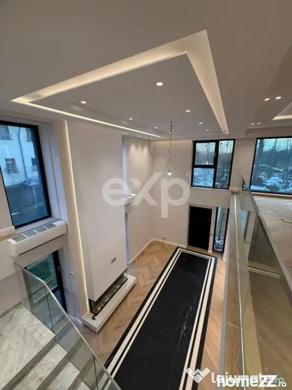 Apartament cu 4 camere în Sisești