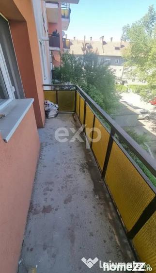 Apartament cu 4 camere decomandat în Gară