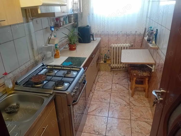 Apartament cu 2 camere semidecomandat în Dărmănești