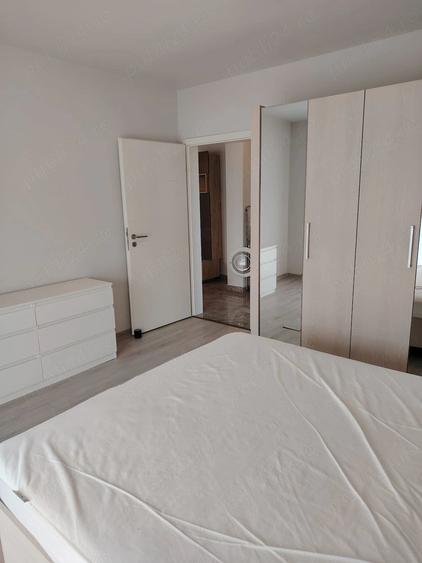 Apartament cu 2 camere semidecomandat în Dumbrăvița