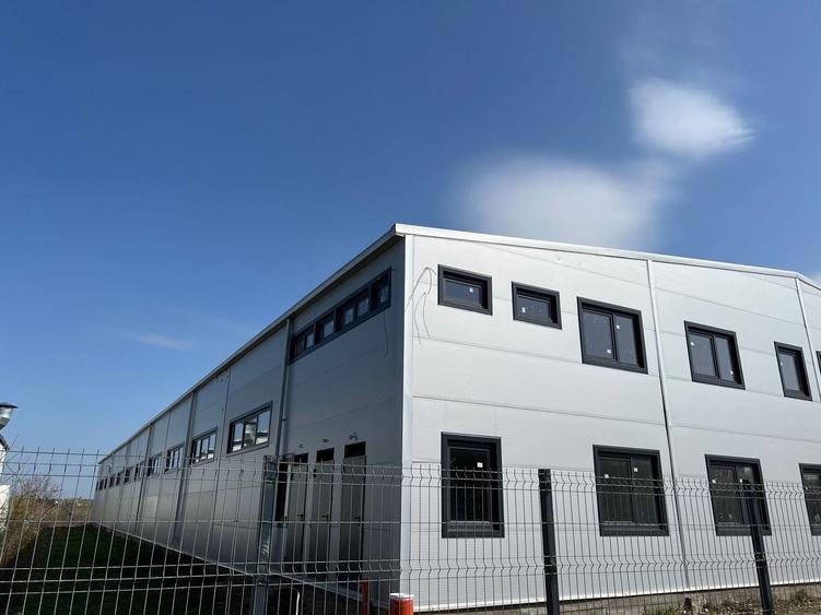 Spațiu industrial, de 1,950 mp, în Nord