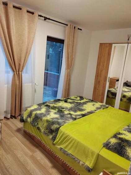 Casă cu 5 camere cu Teren 500 Mp în Central