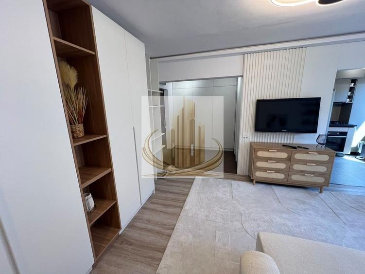 Apartament cu 2 camere semidecomandat, mobilat în Ultracentral