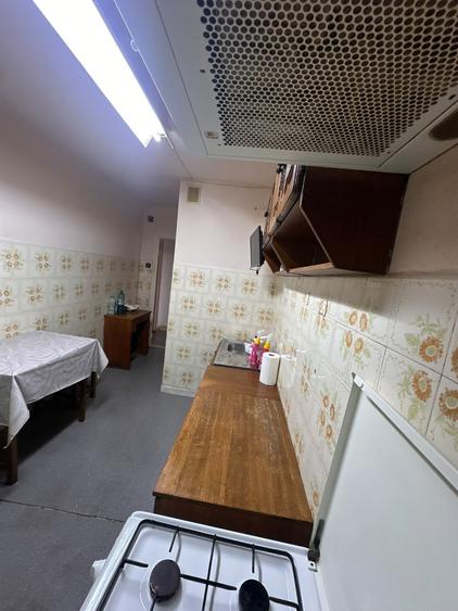 Apartament cu 3 camere semidecomandat în Micălaca