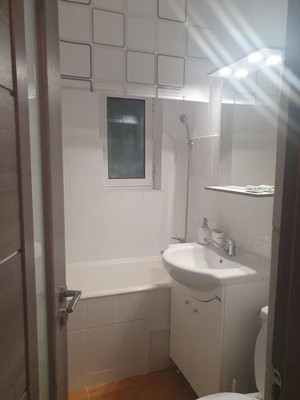 Apartament cu 2 camere decomandat în Exterior Vest