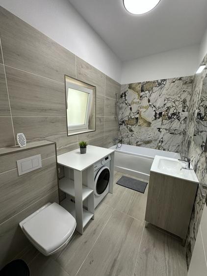 Apartament cu 2 camere semidecomandat în Giroc