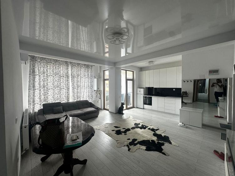 Apartament cu 2 camere decomandat, mobilat în Șelimbăr