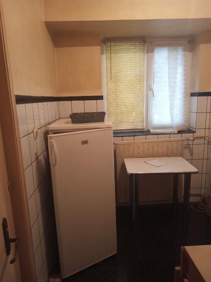 Garsonieră decomandată în Unirii