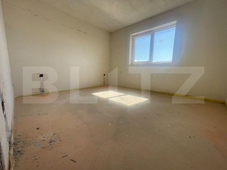 Apartament cu 3 camere decomandat în Apahida