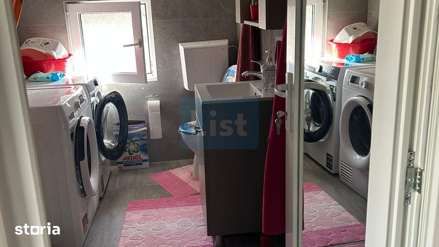 Casă cu 5 camere cu Teren 179 Mp în Central