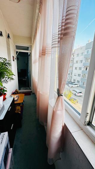 Garsonieră decomandată în Exterior Vest