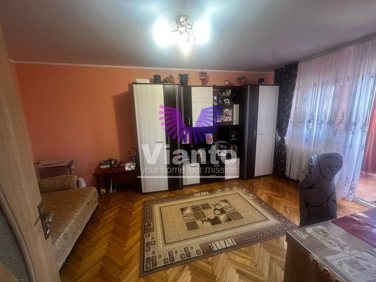 Apartament cu 2 camere decomandat, mobilat în Vasile Aaron