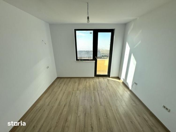Casă cu 4 camere cu Teren 500 Mp în Valea Lupului