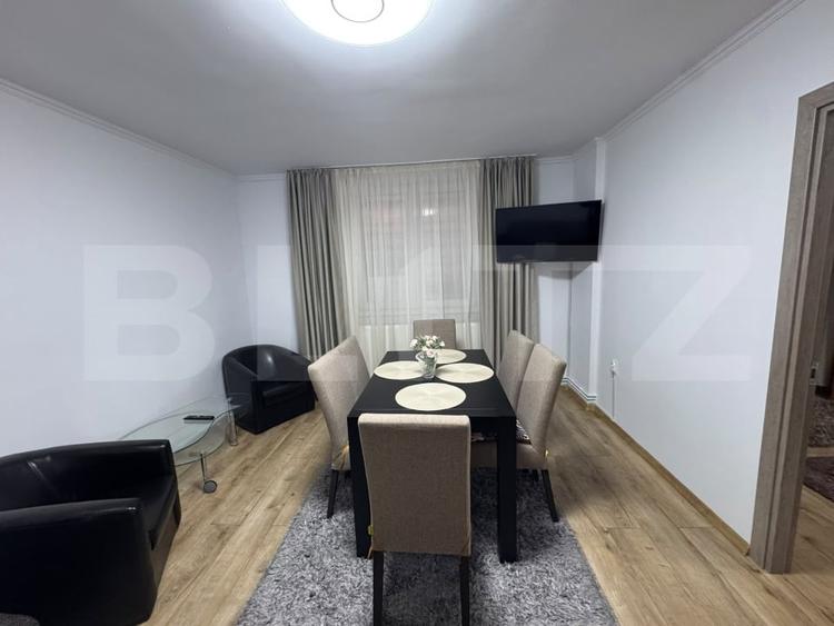 Apartament cu 3 camere semidecomandat, mobilat în Semicentral