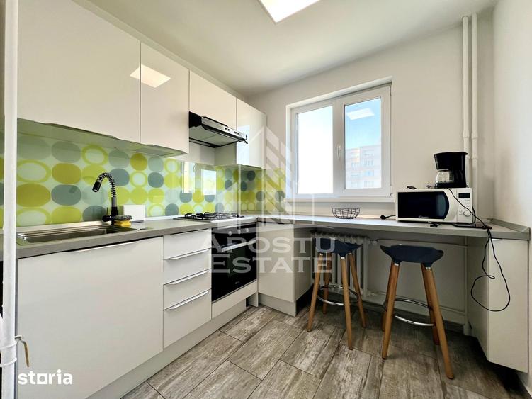 Apartament cu 2 camere, mobilat în Punctele Cardinale