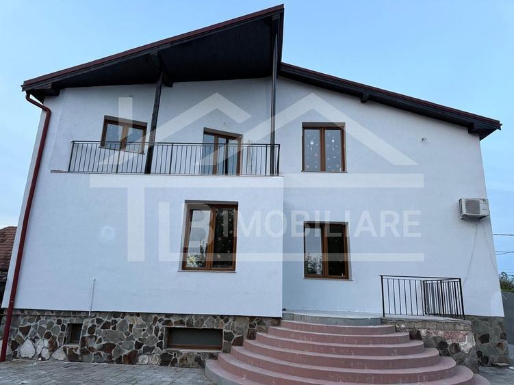 Casă individuală cu 10 camere cu Canalizare în Sâncraiu de Mureș