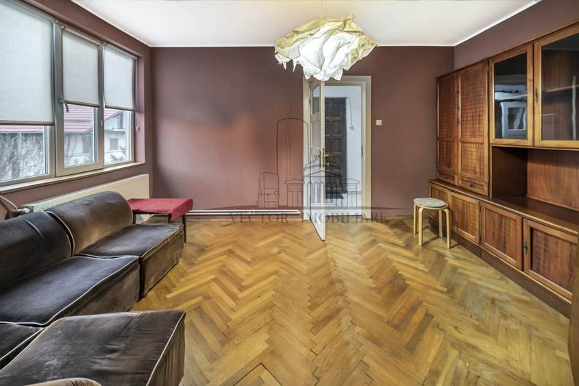 Apartament cu 2 camere semidecomandat, mobilat în P-ța Dorobanți