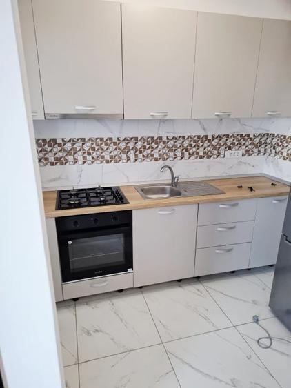 Apartament cu 2 camere decomandat, mobilat în Berceni