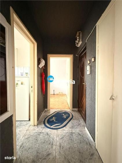 Apartament cu 3 camere semidecomandat în Tătărași